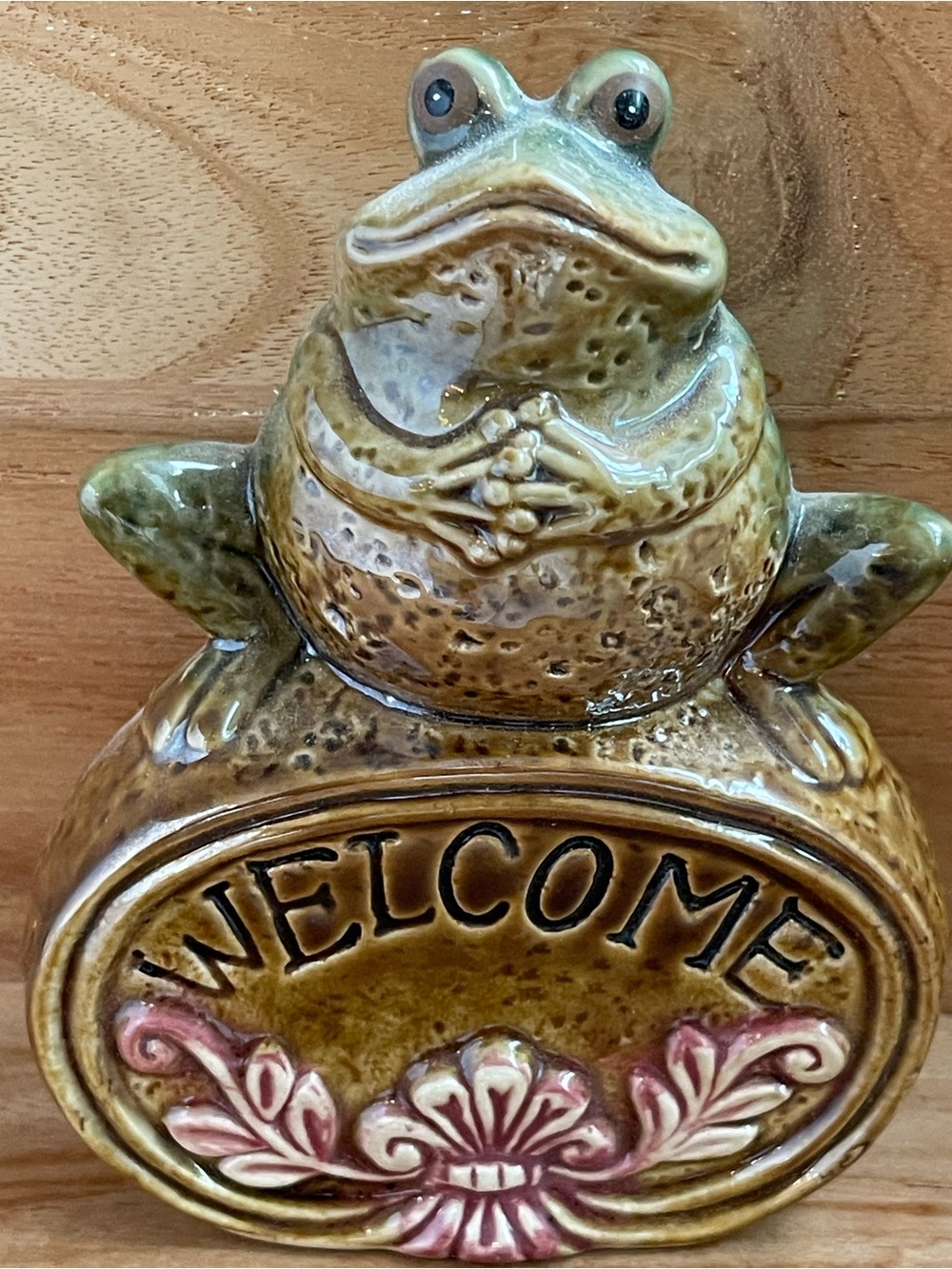 ceramic garden decoration Frog Welcome Figure
